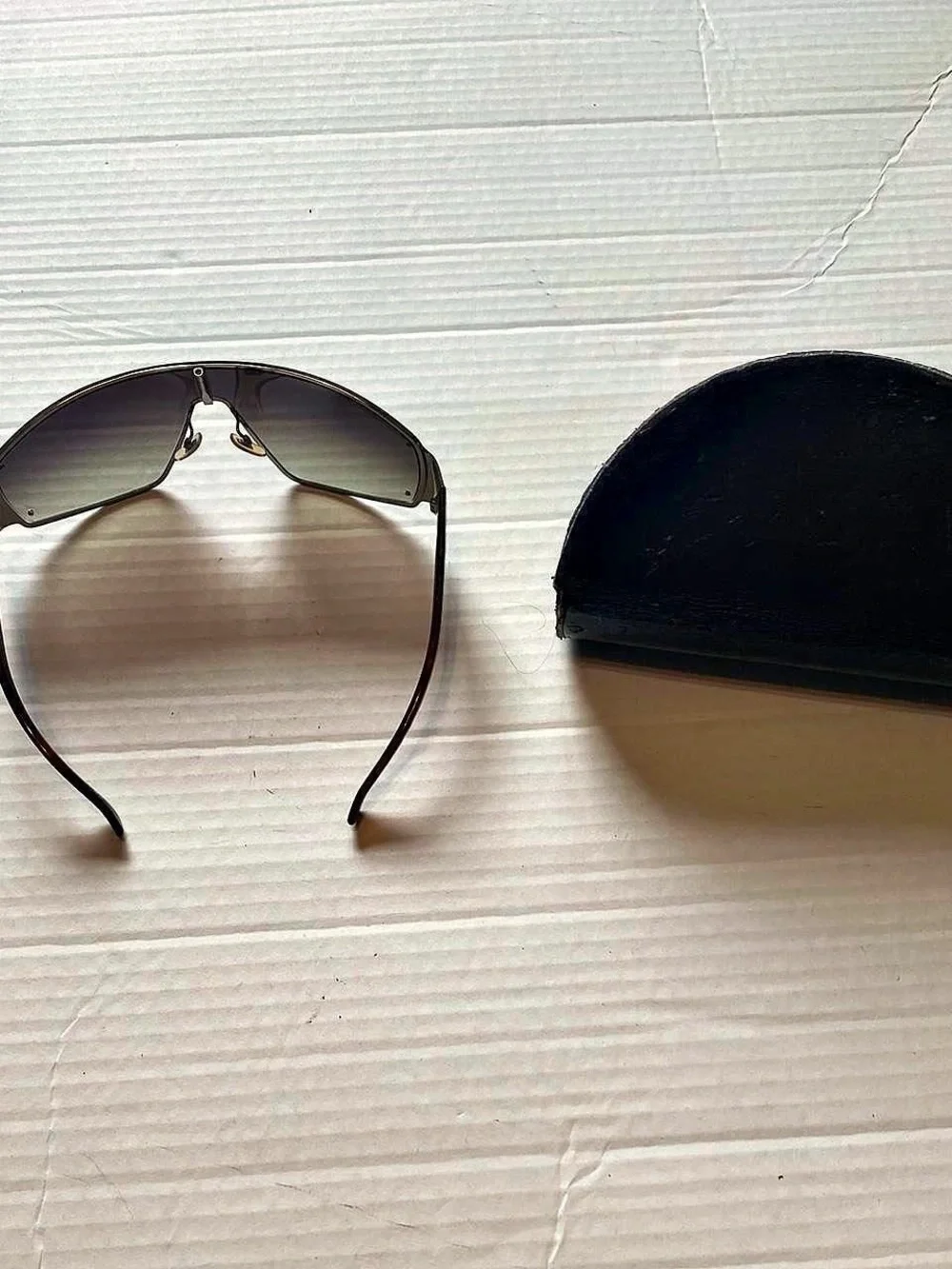 Vintage Y2K Gucci Rimless Shield Sunglasses